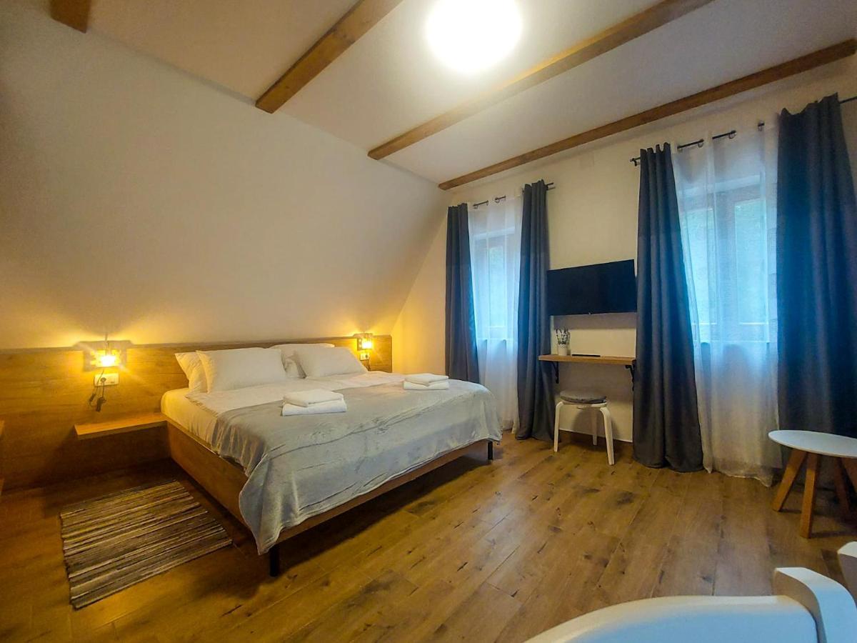 Plitvice Story Apartment Plitvicka Jezera Exterior photo